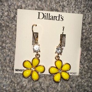 Yellow floral dangle earrings (NEW)